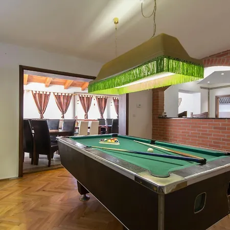 Haus In Mit Pool Und Bergblick By Interhome * Vinkuran
