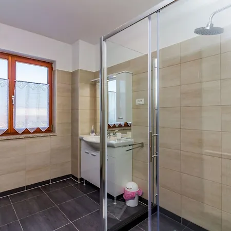 Hébergement de vacances Haus In Mit Pool Und Bergblick By Interhome *